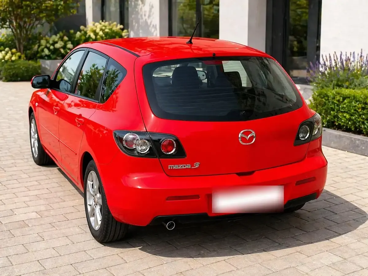 Usado Mazda 3 105 HP (77 kW) 2008 Vermelho Citadino