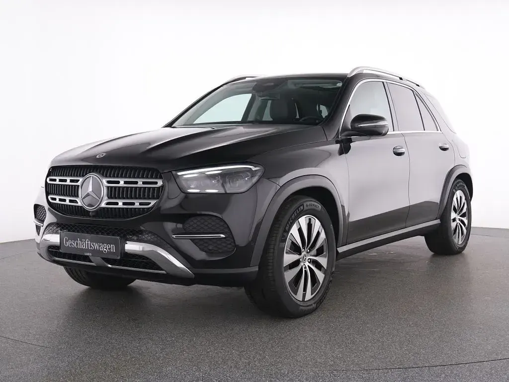 Gebraucht Mercedes GLE350 197 PS (144 kW) 2026 Schwarz SUV