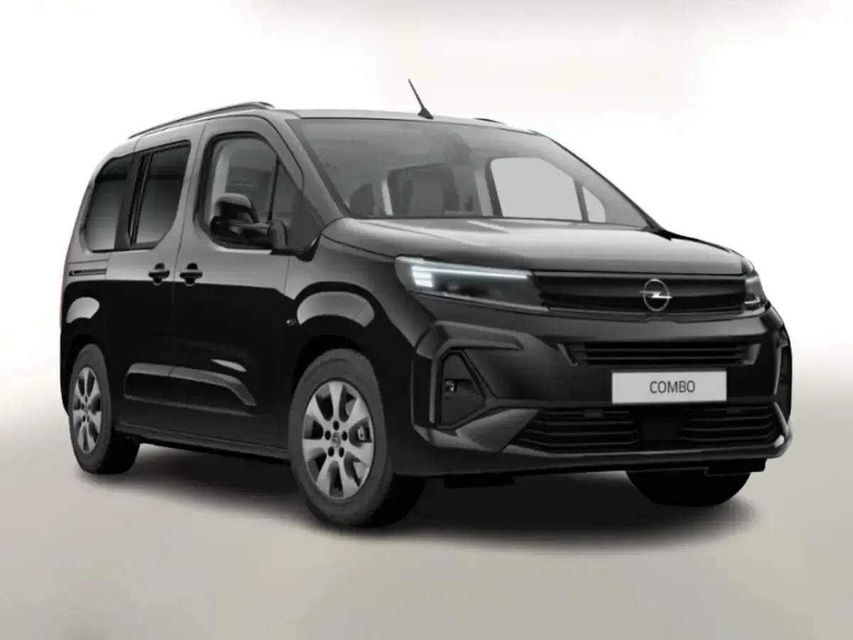 Gebraucht Opel Combo 131 PS (96 kW) 2026 Van / Kleinbus