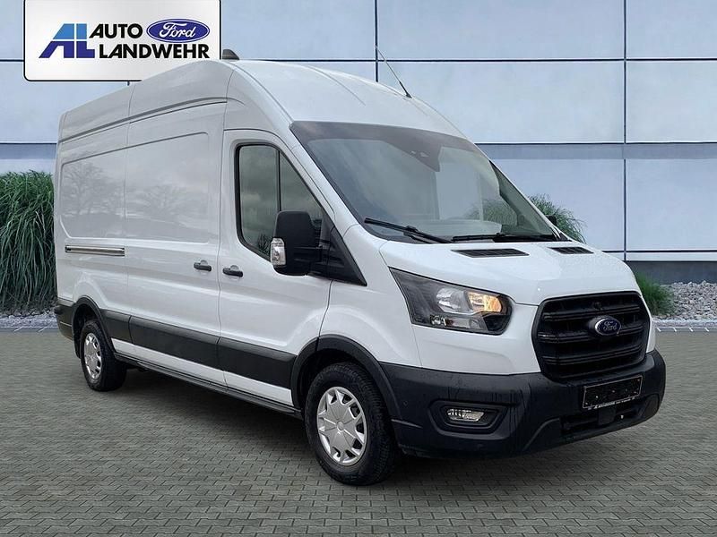 Gebraucht Ford Transit Trend 105 PS (77 kW) 2023 Weiss Van