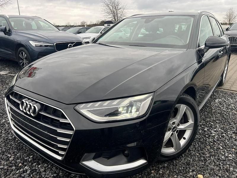 Gebraucht Audi A4 Advanced 150 PS (110 kW) 2021 Schwarz Kombi
