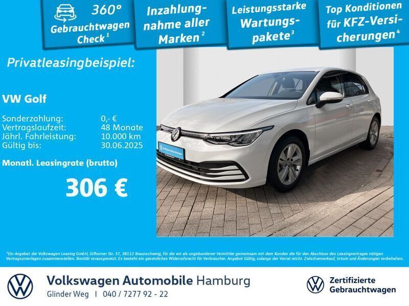 Oryxweiß perlmutteffekt Gebraucht 2023 VW Golf VIII Life Limousine | 26.890 € (Fairer Preis) - Bild 1/3