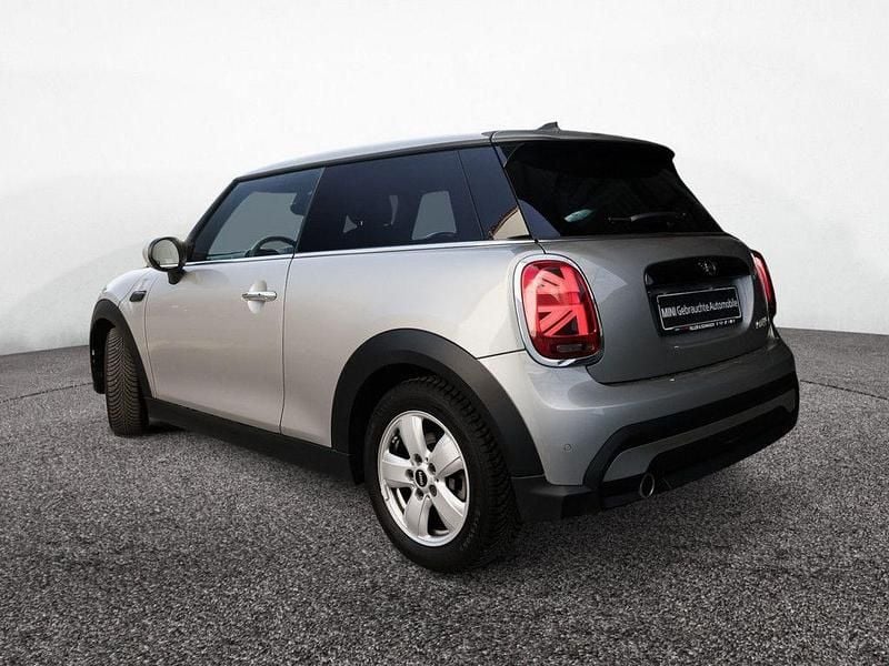 Używany Mini Cooper 136 KM (100 kW) 2023 Srebrny Hatchback