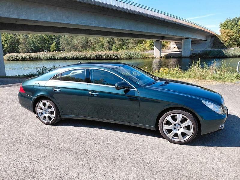 Grün Gebraucht 2008 Mercedes CLS350 Limousine | 8.965 € (Fairer Preis) - Bild 1/4