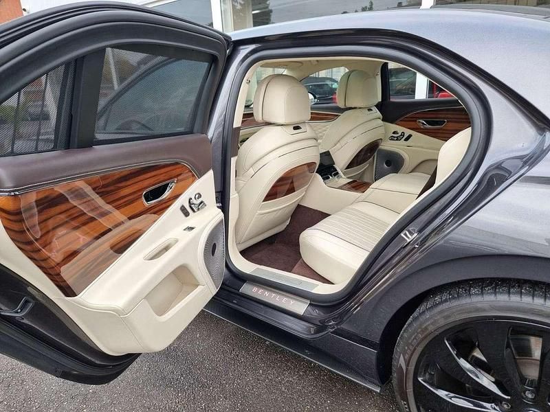 Gebraucht Bentley Flying Spur 635 PS (467 kW) 2021 Grau Limousine