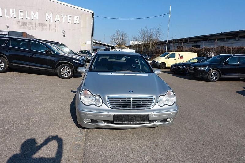 Gebraucht Mercedes C240 Elegance 170 PS (125 kW) 2001 Silber Limousine