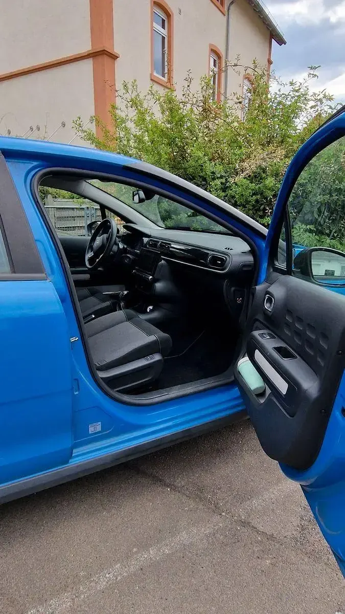 Używany Citroën C3 PureTech 83 KM (61 kW) 2019 Niebieski Hatchback