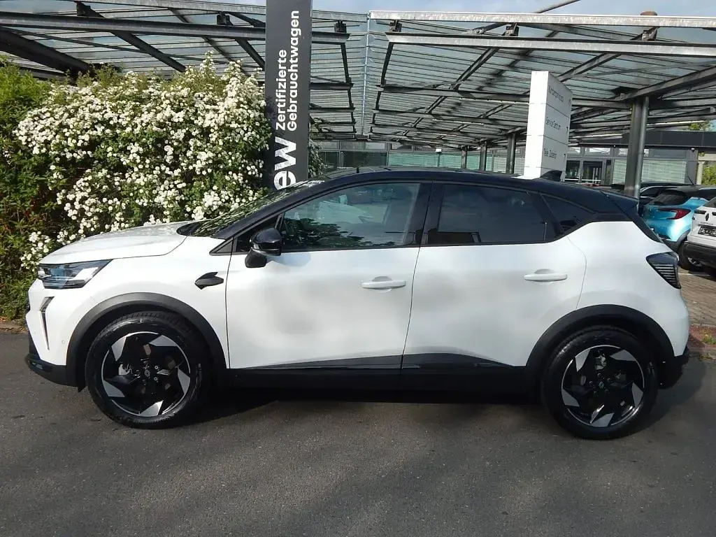 Używany Renault Captur Techno 143 KM (105 kW) 2025 Biały SUV
