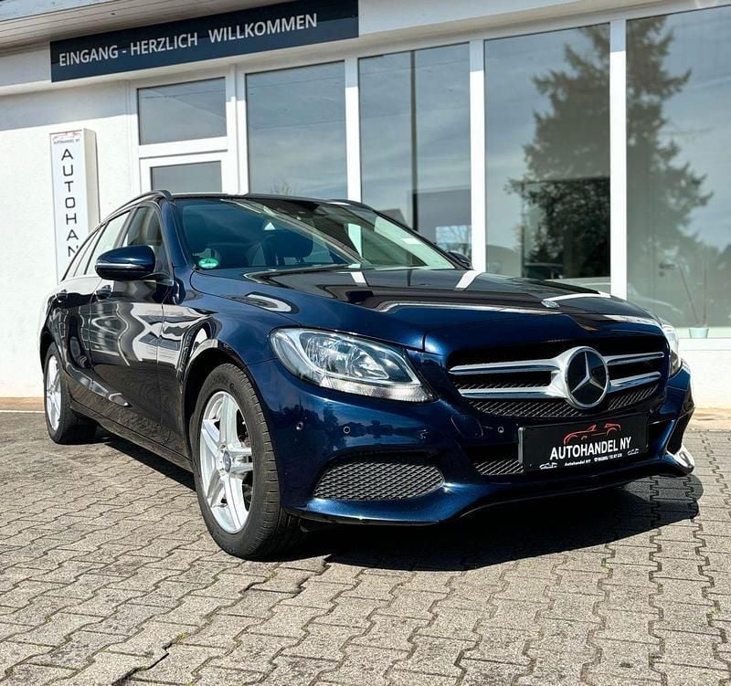 Gebraucht Mercedes C220 170 PS (125 kW) 2016 Blau Kombi