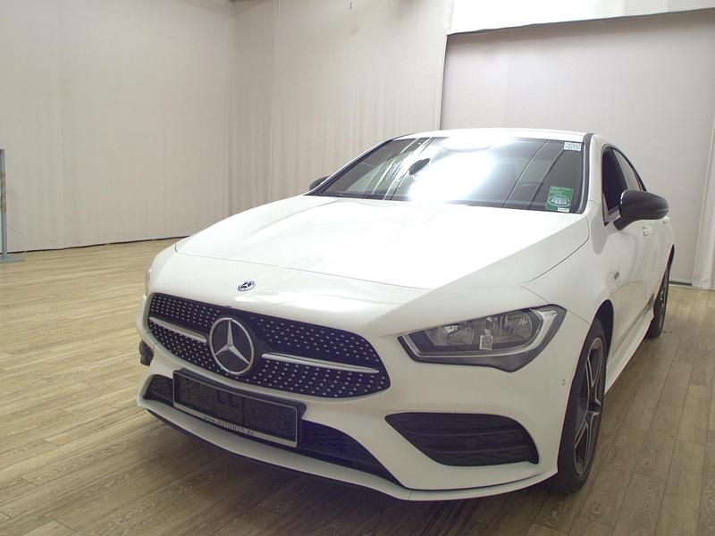 Gebraucht Mercedes CLA250e AMG line 218 PS (160 kW) 2021 Weiss Limousine