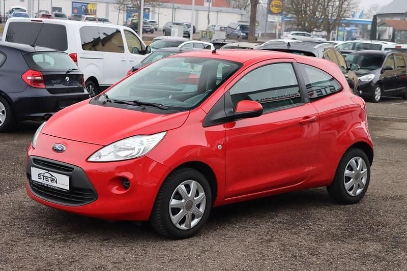 Gebraucht Ford Ka Trend 69 PS (50 kW) 2013 Rot Kleinwagen