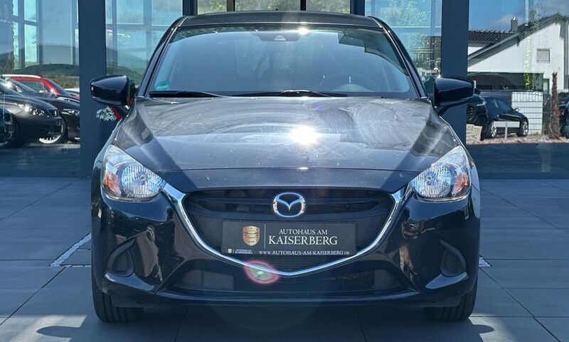 Schwarz Gebraucht 2018 Mazda 2 Limousine | 11.900 € (Guter Preis) - Bild 1/4