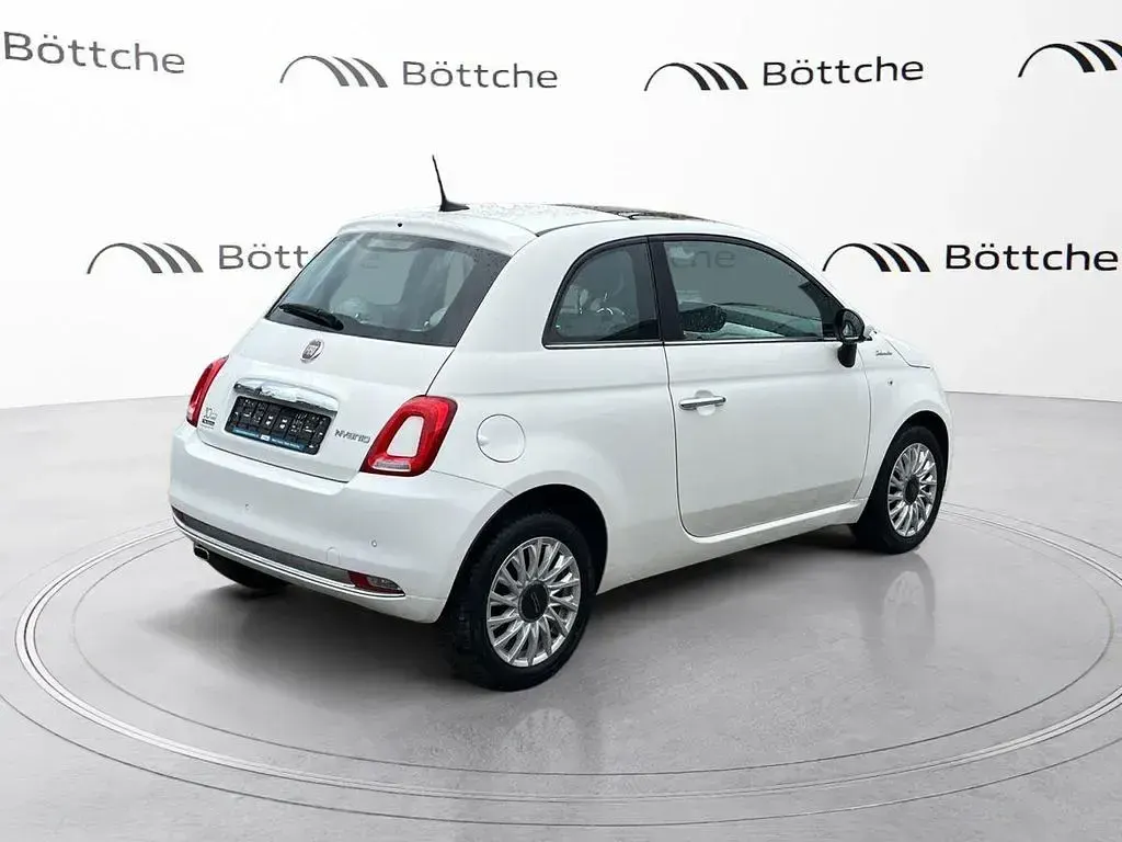 Gebraucht Fiat 500 Dolcevita 69 PS (50 kW) 2022 Gelato weiß Kleinwagen