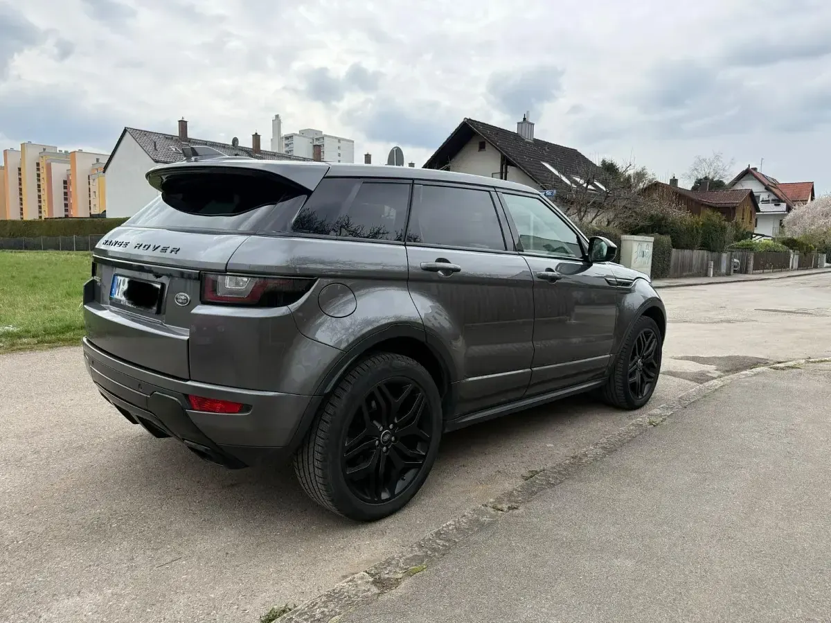 Gebraucht Land Rover Range Rover evoque HSE Dynamic 179 PS (131 kW) 2019 Grau SUV
