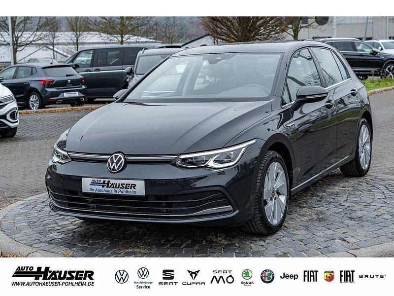Gebraucht VW Golf Style 190 PS (139 kW) 2022 Grau Limousine