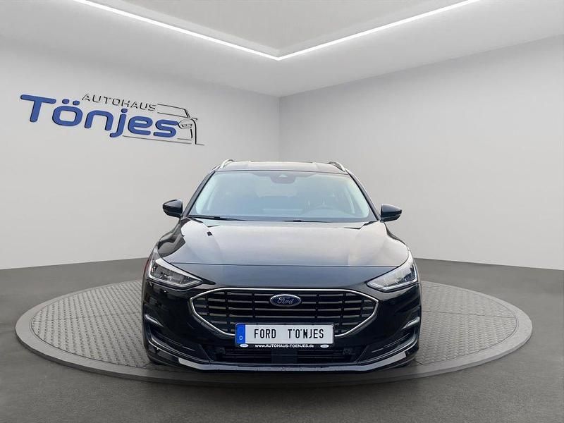 Neu Ford Focus Titanium X 155 PS (114 kW) 2026 Schwarz Limousine