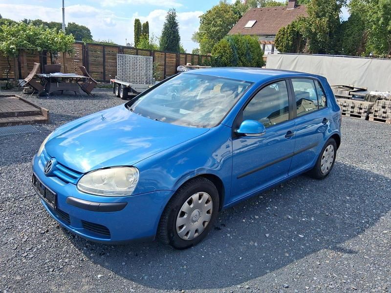 Blau Gebraucht 2004 VW Golf V Limousine | 1.690 € (Fairer Preis) - Bild 1/4