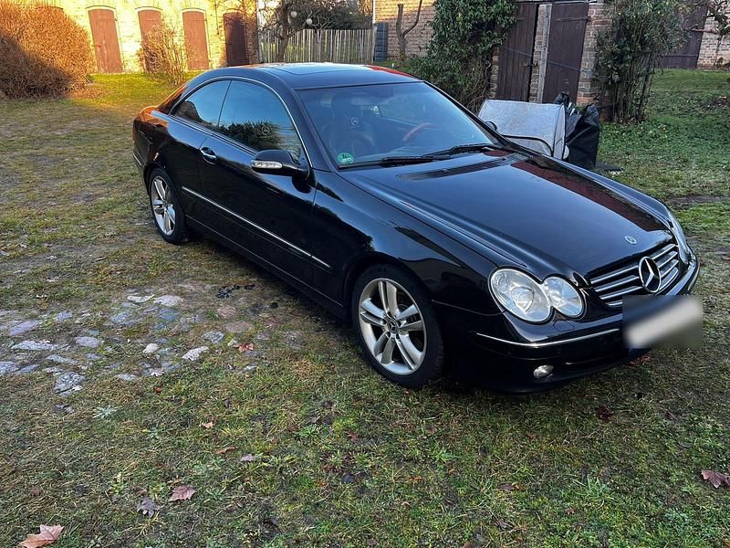 Gebraucht Mercedes CLK320 218 PS (160 kW) 2002 Schwarz Coupé