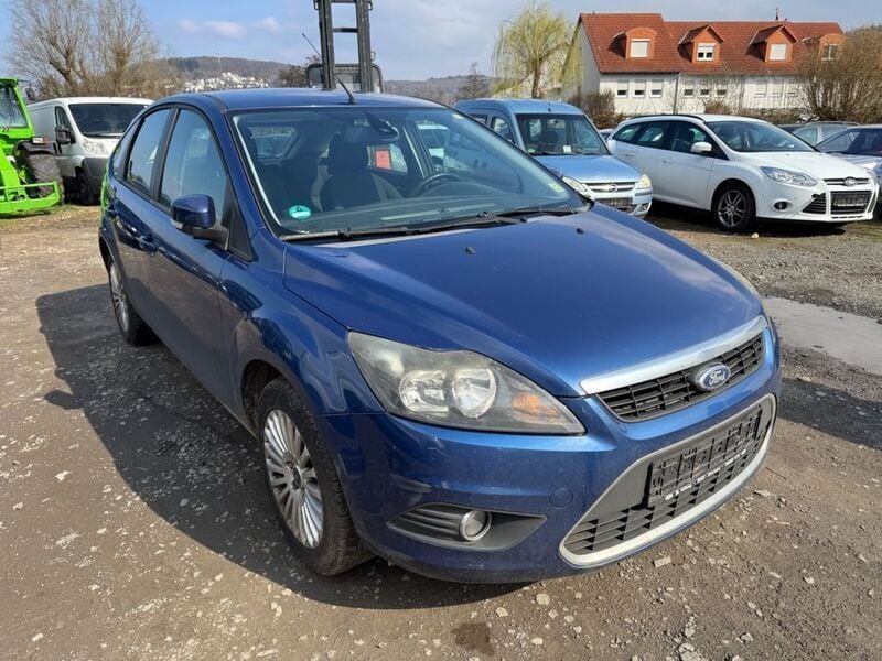 Gebraucht Ford Focus Titanium 101 PS (74 kW) 2008 Blau Limousine