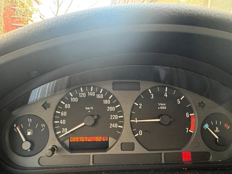 Second-hand BMW 316 1996 Gri Berlinǎ