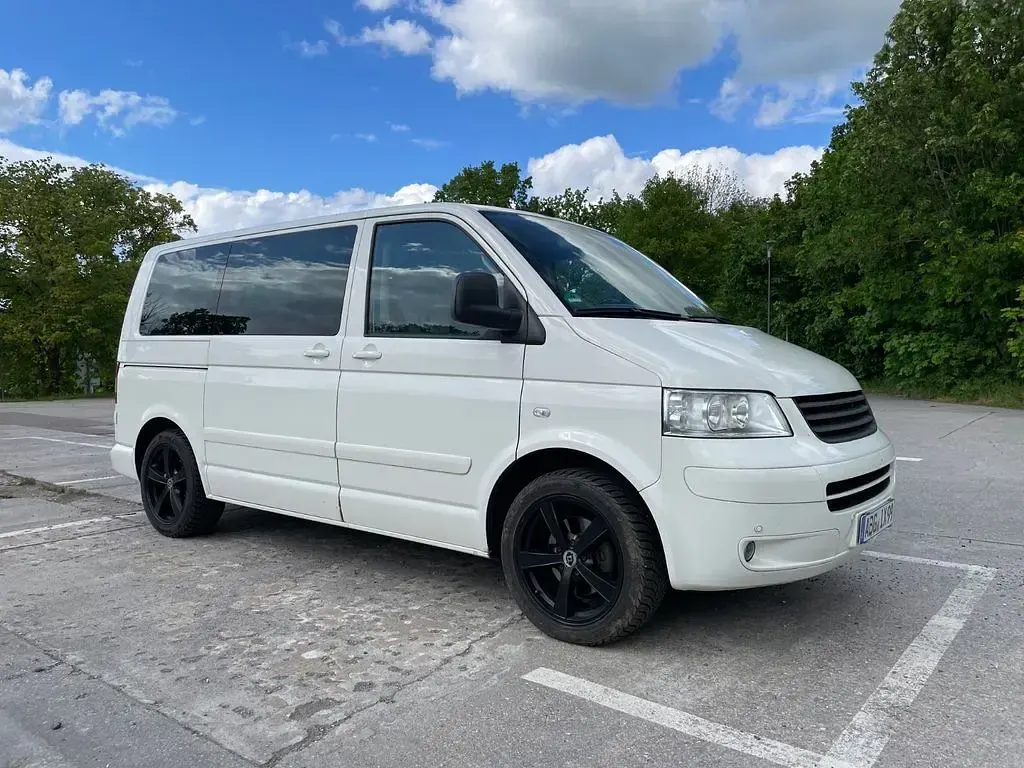 Gebraucht VW T5 United 131 PS (96 kW) 2009 Weiß Van