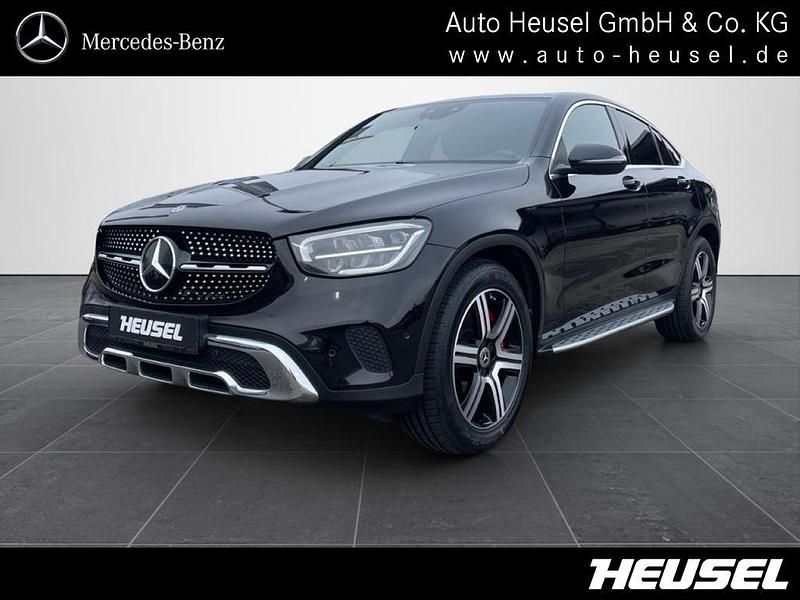 Gebraucht Mercedes GLC220 194 PS (142 kW) 2019 Metalliclack obsidianschwarz Coupé
