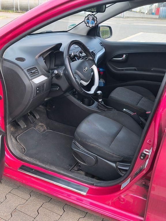 Second-hand Kia Picanto Attract 69 CP (50 kW) 2013 Hatchback