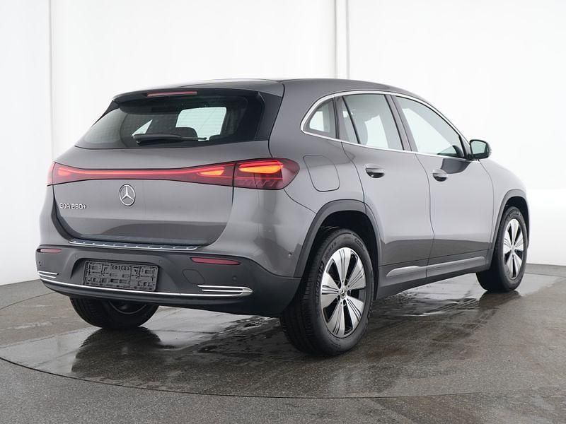 Gebraucht Mercedes EQA250+ Progressive 139 kW (190 PS) 2024 Grau SUV