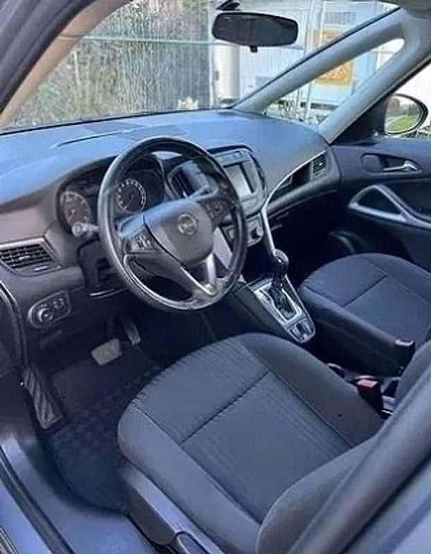 Grau Gebraucht 2017 Opel Zafira Edition Kombi | 7.925 € (Fairer Preis) - Bild 1/4