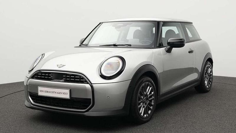 Grau Gebraucht 2024 Mini Cooper Kleinwagen | 25.065 € (Guter Preis) - Bild 1/4