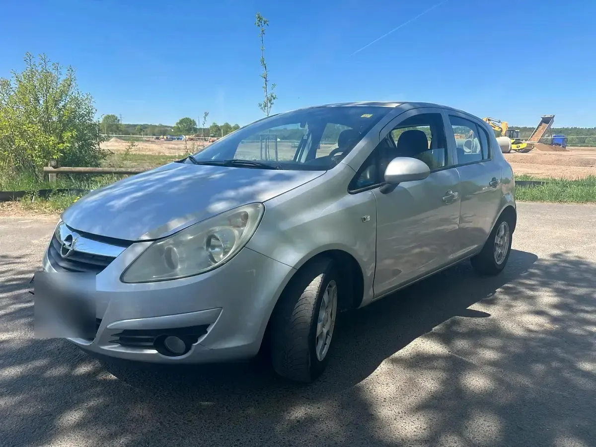 Second-hand Opel Corsa 80 CP (58 kW) 2008 Argintiu Hatchback