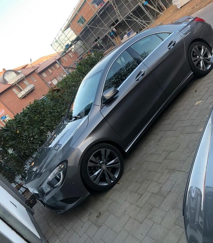 Gebraucht Mercedes CLA180 2014 Grau Limousine