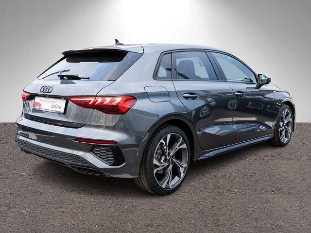 Gebraucht Audi A3 S-Line 150 PS (110 kW) 2024 Daytonagrau perleffekt Limousine