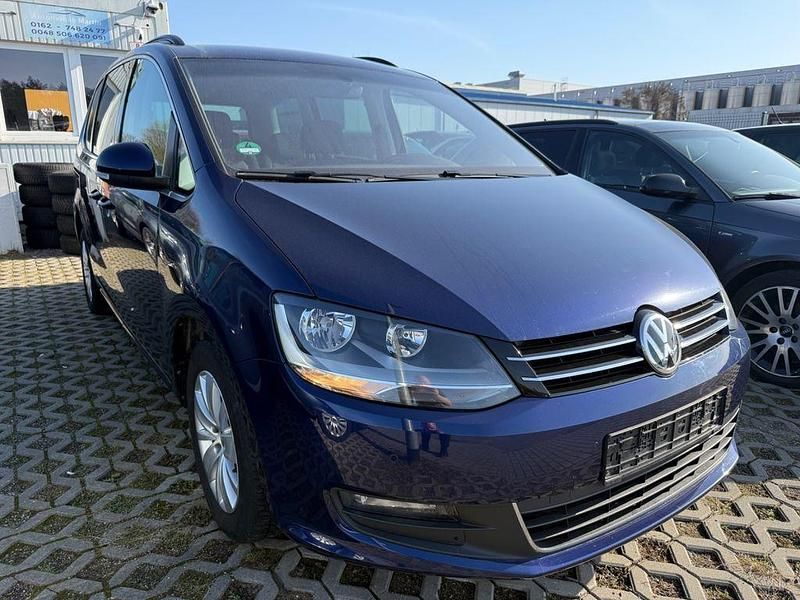 Gebraucht VW Sharan 150 PS (110 kW) 2017 Blau Van / Kleinbus