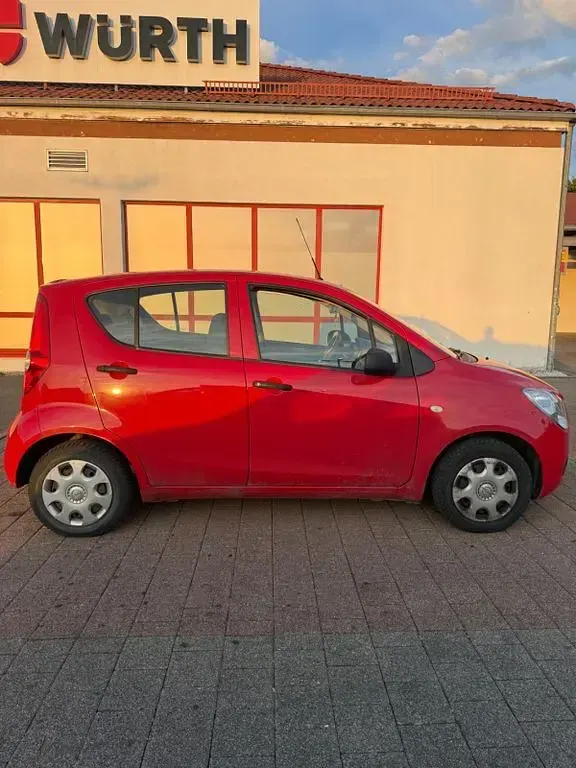 Gebraucht Opel Agila 68 PS (50 kW) 2010 Rot Kleinwagen