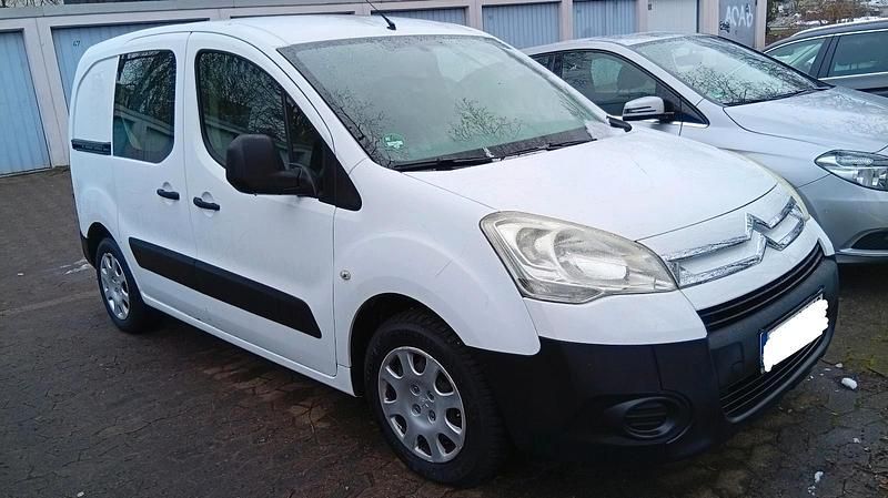 Gebraucht Citroën Berlingo 90 PS (66 kW) 2010 Weiß Van / Kleinbus