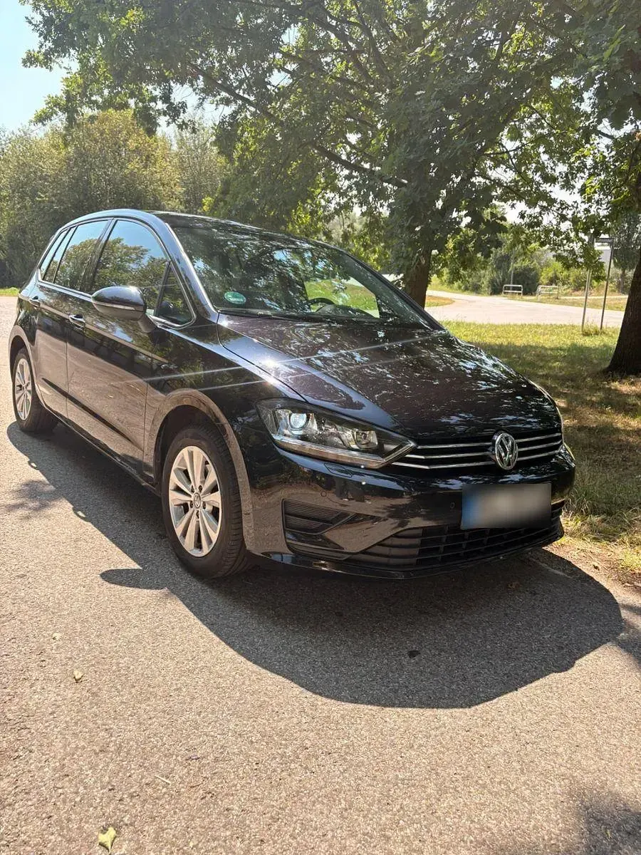 Gebraucht VW Golf Sportsvan Comfortline 125 PS (91 kW) 2017 Schwarz Van / Kleinbus
