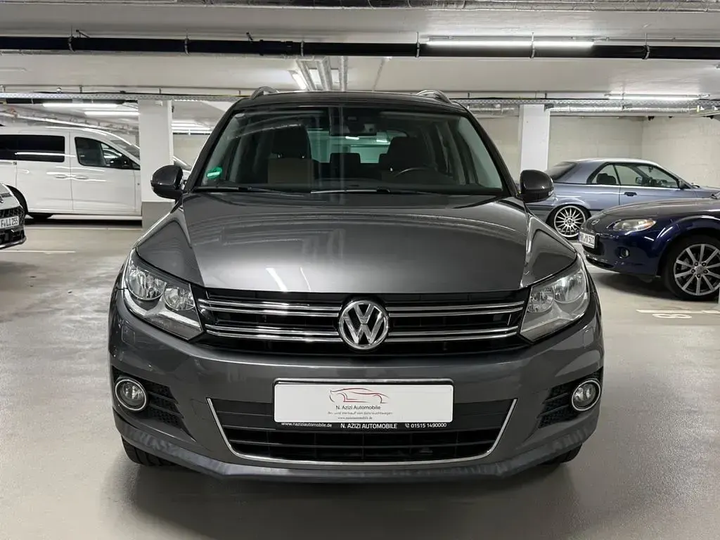 Gebraucht VW Tiguan Sportline 179 PS (131 kW) 2011 Grau SUV