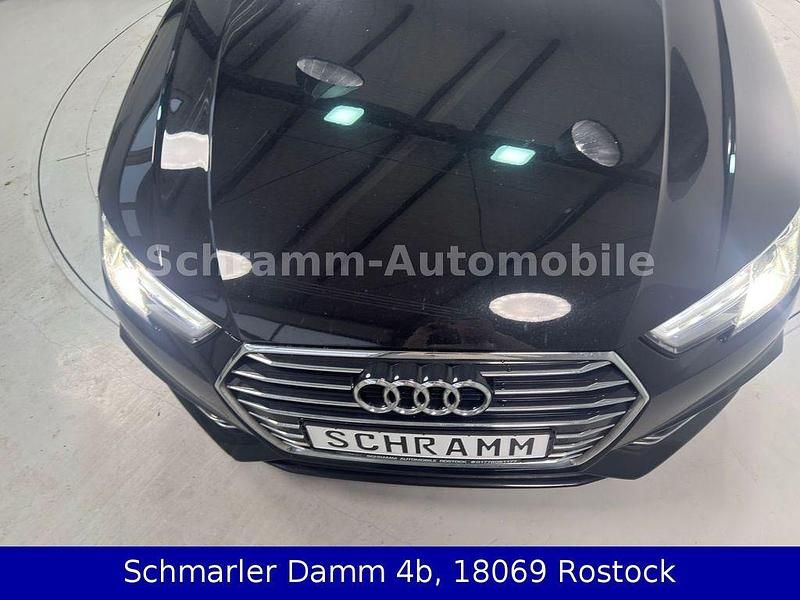 Gebraucht Audi A4 Design 190 PS (139 kW) 2020 Schwarz Kombi