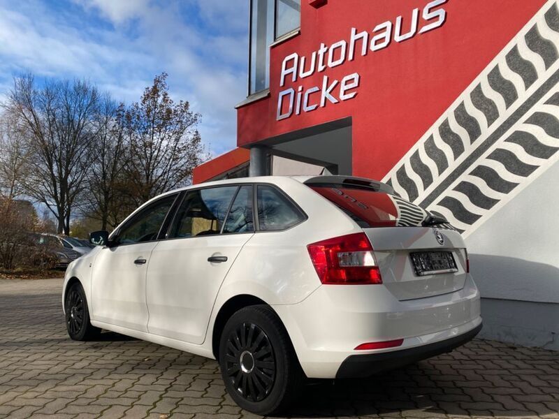 Gebraucht Skoda Rapid Cool Edition 86 PS (63 kW) 2014 Weiß Kombi