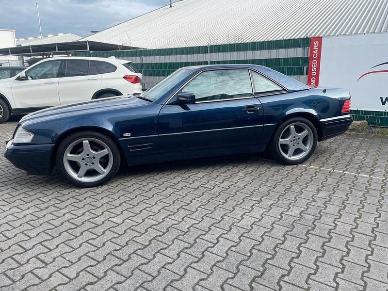 Gebraucht Mercedes SL320 231 PS (169 kW) 1998 Blau Cabrio