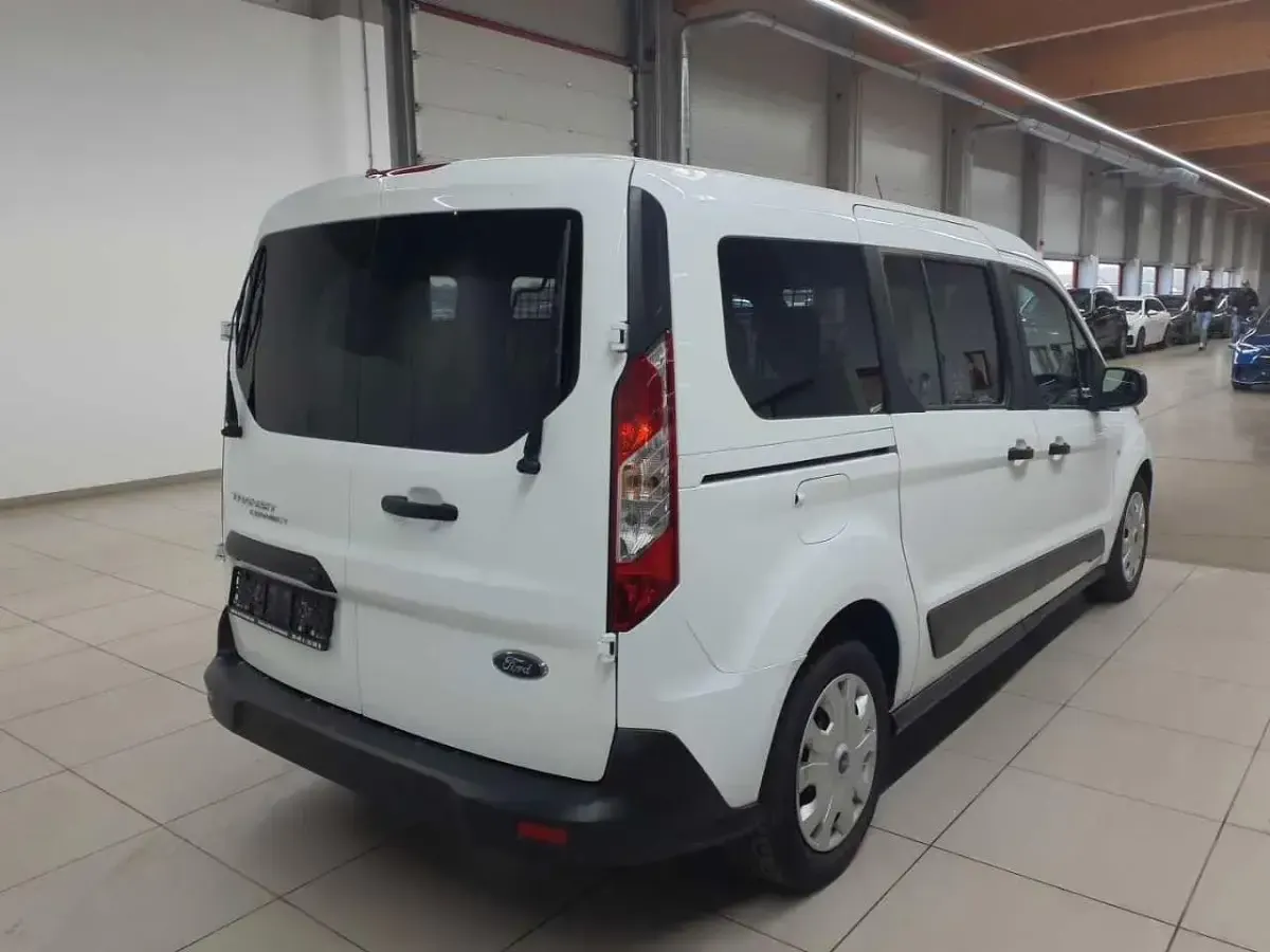 Gebraucht Ford Transit 101 PS (74 kW) 2022 Weiß Van / Kleinbus