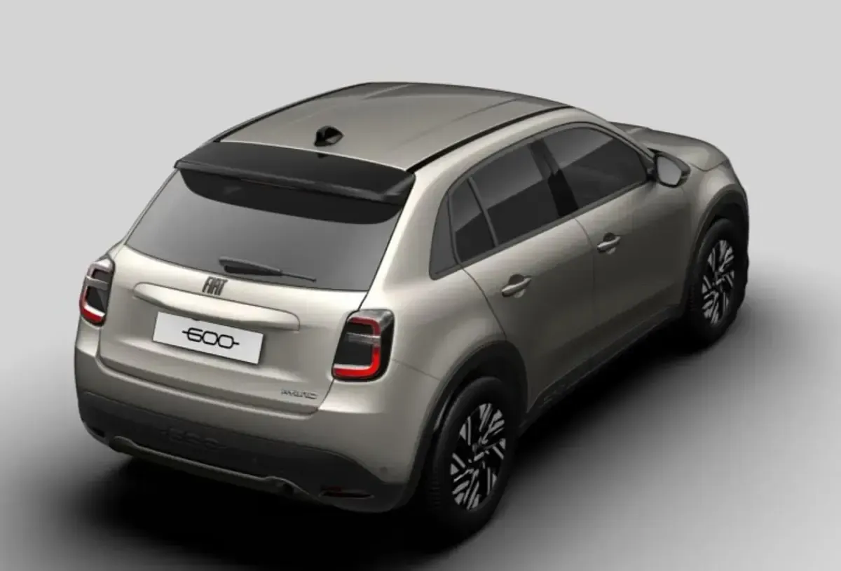 Neu Fiat 600 Pop 101 PS (74 kW) 2026 Cappuccino beige metallic SUV