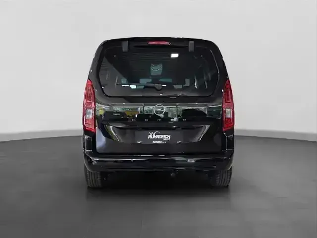 Neu Opel Combo Life 131 PS (96 kW) 2026 Schwarz Van / Kleinbus