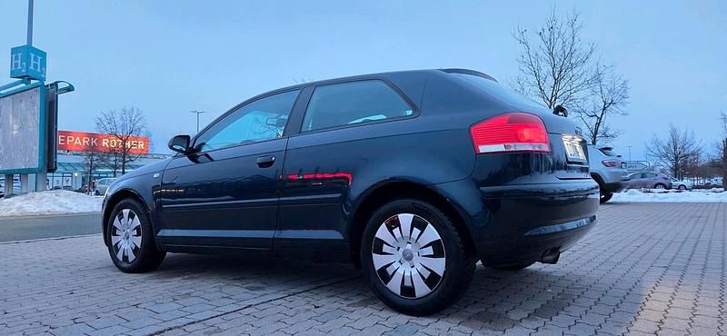 Gebraucht Audi A3 102 PS (75 kW) 2004 Blau Kleinwagen