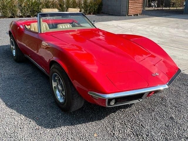 Second-hand Corvette C3 355 CP (261 kW) 1968 Roșu Cabrio