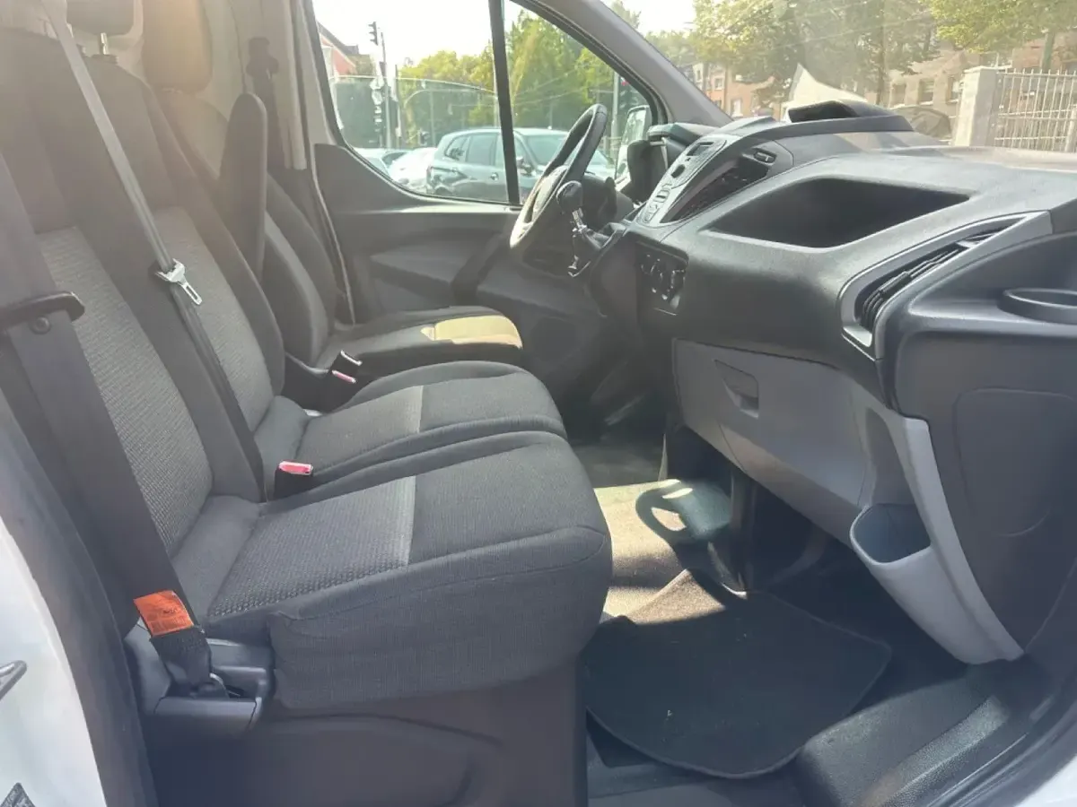 Gebraucht Ford Transit Custom 101 PS (74 kW) 2014 Weiß Van / Kleinbus