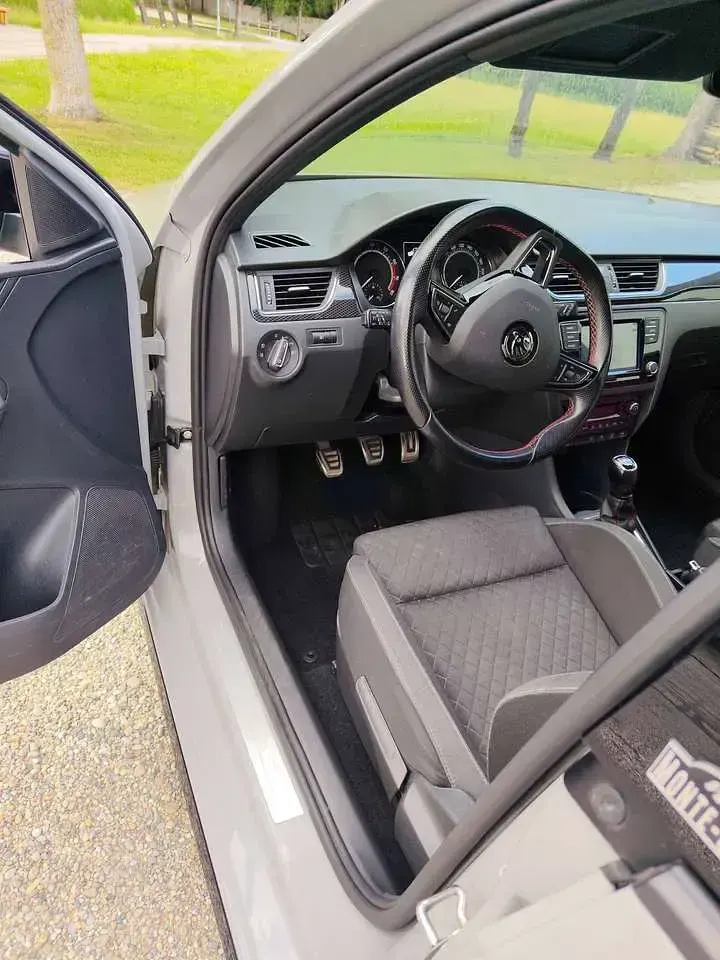 Gebraucht Skoda Rapid Monte Carlo 110 PS (80 kW) 2018 Grau Kleinwagen