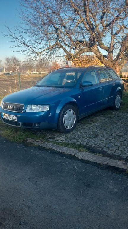 Gebraucht Audi A4 102 PS (75 kW) 2002 Blau Kombi