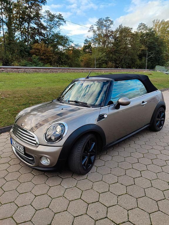 Grau Gebraucht 2011 Mini Cooper Cabriolet Cabrio | 7.900 € (Etwas zu teuer) - Bild 1/4